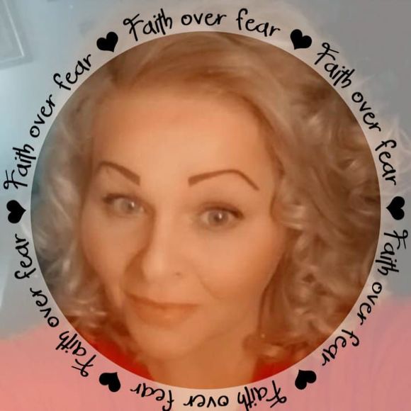 Alexandra Hermosillo - Poshmark Profile Picture of Alexandra Hermosillo (@hermosilloa1979) on Poshmark