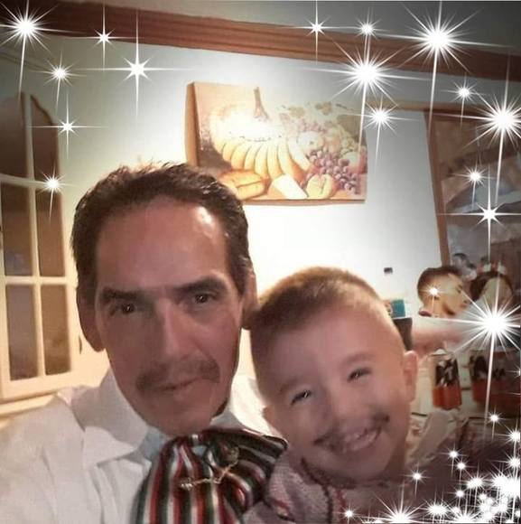 Victor Salmon - Poshmark Profile Picture of Victor Salmon (@axelnetmio) on Poshmark