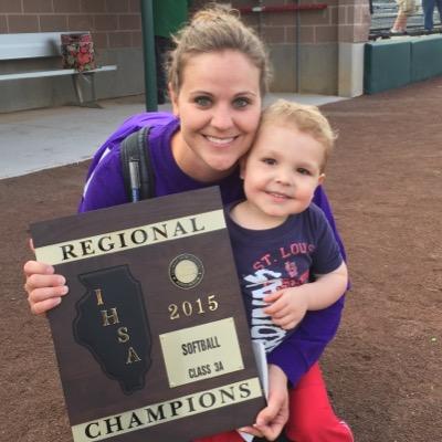 Profile Picture of Amber McGee (@MrsMcGee13) on Twitter