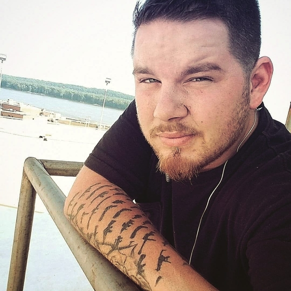 Profile Picture of Donnie Shackelford (@shackelchevy91) on Poshmark