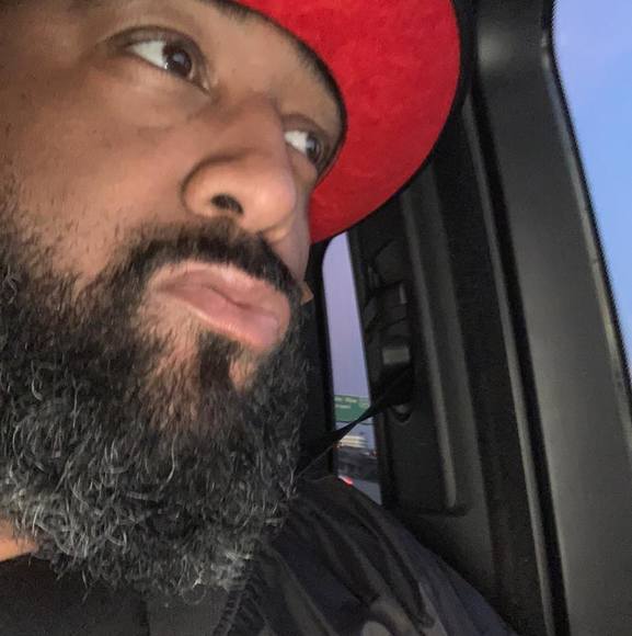 Damone Daniel - Poshmark Profile Picture of Damone Daniel (@damonedaniel) on Poshmark