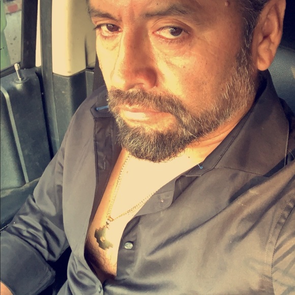 Profile Picture of Cesar Aliaga (@zimcesar) on Poshmark