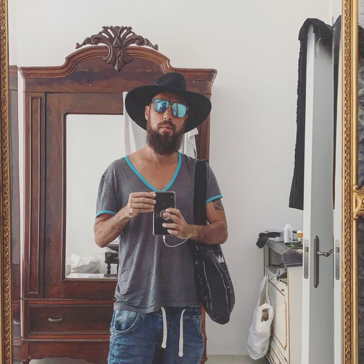 Profile Picture of alcox (@alzcox) on Tiktok