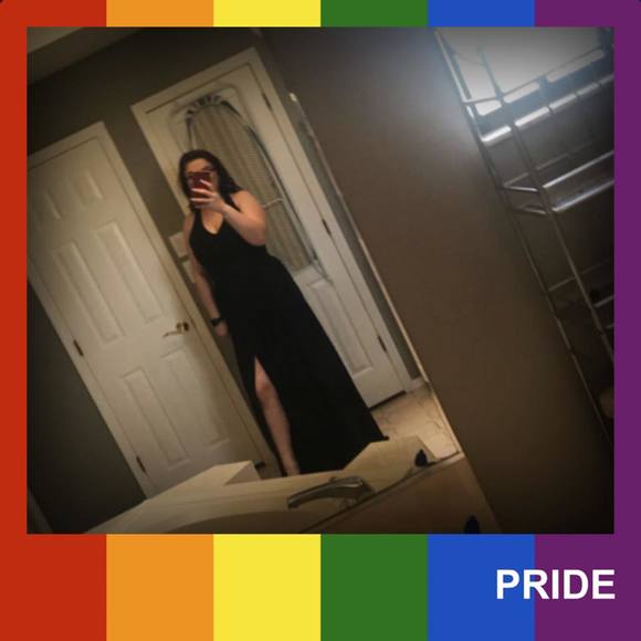Profile Picture of Kelsey Gautier (@kelsey_gautier) on Poshmark