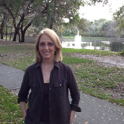 Profile Picture of Jean Riggs (@Weezer173) on Twitter