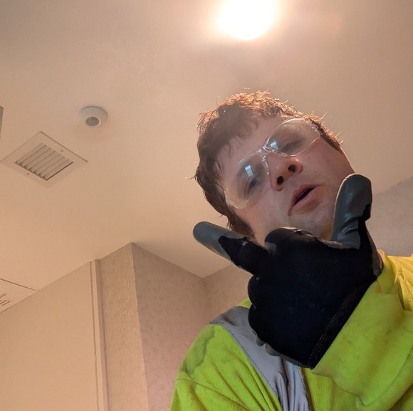 Profile Picture of Isaac Tate (@isaac_tate) on Poshmark