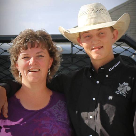 Profile Picture of Jancy Smith (@jancysmith1972) on Poshmark