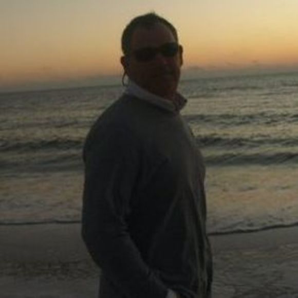 Profile Picture of Mark Carroll (@skyd5in) on Poshmark