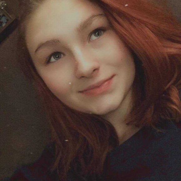 Profile Picture of Genniefer Emerick (@gennie0000) on Poshmark