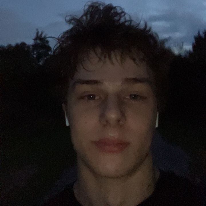 Drew - Tiktok Profile Picture of Drew (@drewhindberg) on Tiktok