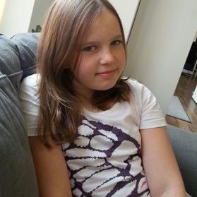 Profile Picture of Lara Schröder (@c057e9e284c74e2) on Twitter