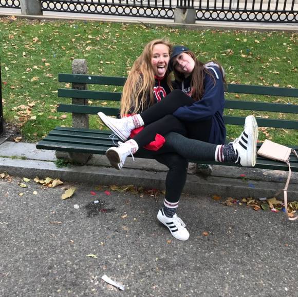 Profile Picture of Carly Birolini (@birolini4) on Poshmark