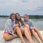 Profile Picture of Julia McCracken (@Julia-McCracken) on Facebook