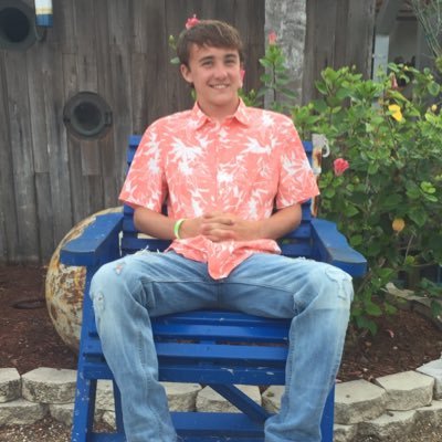 Profile Picture of James Snead (@clay_snead) on Twitter