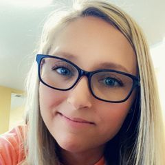 Profile Picture of Betsy Humphries (@bbhumphries) on Tiktok
