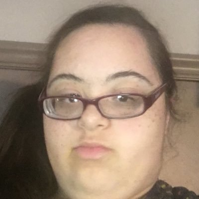 Profile Picture of Mickey Howe (@mickeyleehowe2) on Twitter