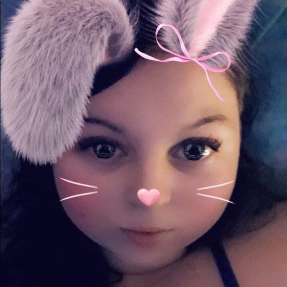 Profile Picture of Kayla Macnicoll (@kaylamacnicoll) on Poshmark