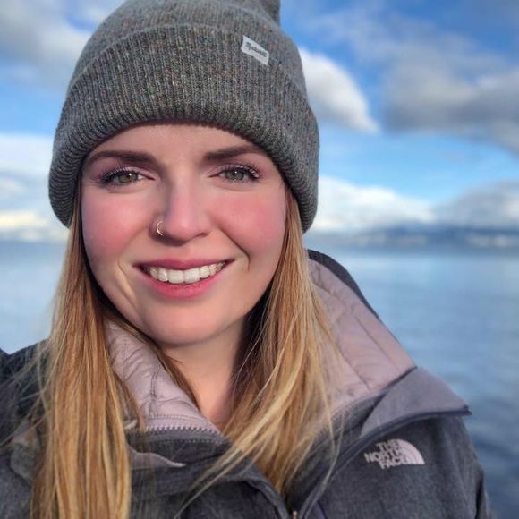 Profile Picture of Eva Schooling (@valjean2310) on Poshmark