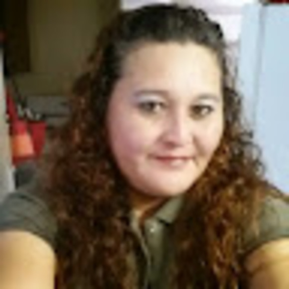 Profile Picture of Maria Iracheta (@mariairacheta60) on Poshmark