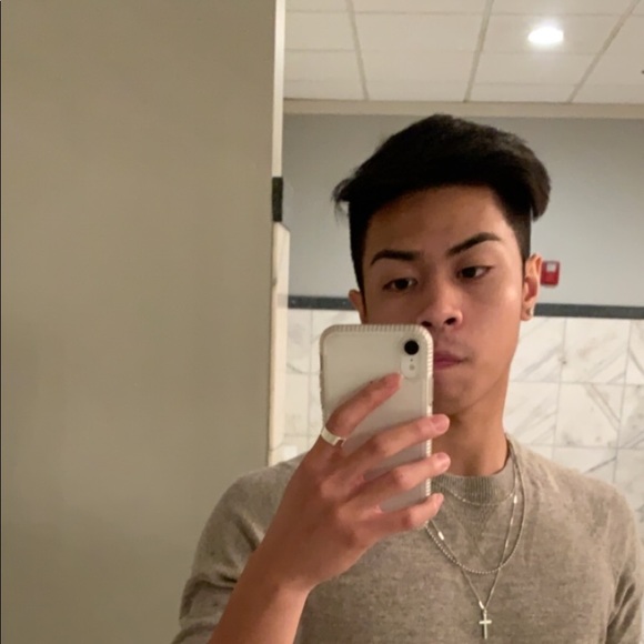 Profile Picture of Jarrett Ureta (@jureta6701) on Poshmark
