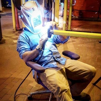 Profile Picture of Jesse Crouch (@jcrouchlovekrd) on Twitter