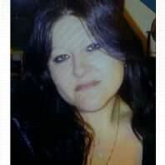 Profile Picture of Tammy Whiteman (@crazylady48) on Poshmark