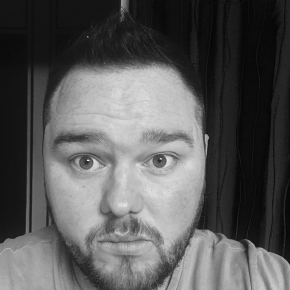 Profile Picture of Nicholas Pullen (@nsp32) on Poshmark