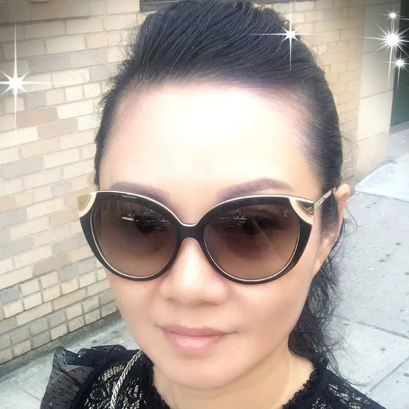 Profile Picture of Jian Chen (@jianc) on Poshmark