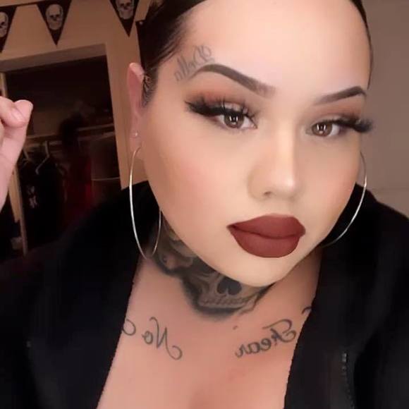 Profile Picture of Danger Razavi (@dangerrazavi) on Poshmark