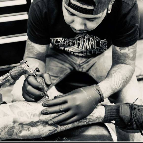 Profile Picture of Sonny Walker (@sonnywalker1995) on Poshmark