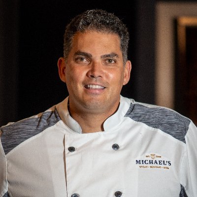 Profile Picture of Michael Lugo (@ChefMichaelLugo) on Twitter