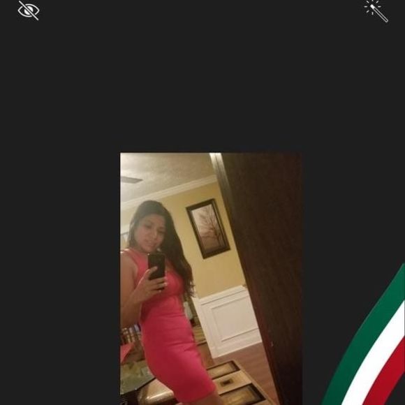 Profile Picture of Yomaira Hernandez (@yomis1010) on Poshmark