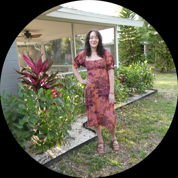 Profile Picture of Vanessa Finken (@vefinken) on Poshmark