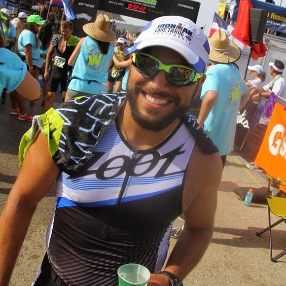 Profile Picture of Amir Yazdi (@rimaz528) on Poshmark