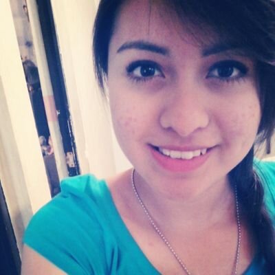 Profile Picture of Deyanira Ramirez (@Surddeya) on Twitter