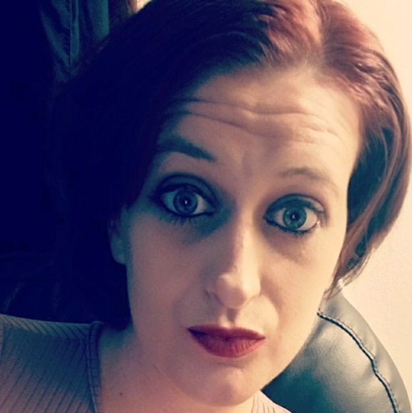 Profile Picture of Rebecca Mcdaniel (@beckers8604) on Poshmark