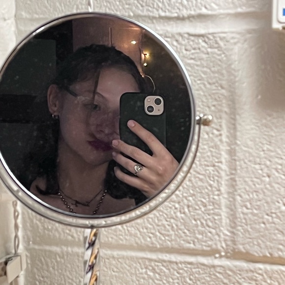 Helaina Blickenstaff - Poshmark Profile Picture of Helaina Blickenstaff (@hblick_) on Poshmark