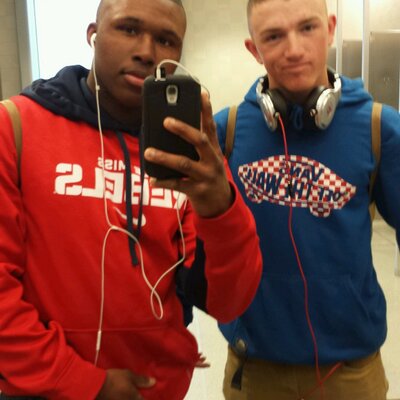 Profile Picture of Jacques (@jacqueshall6) on Twitter