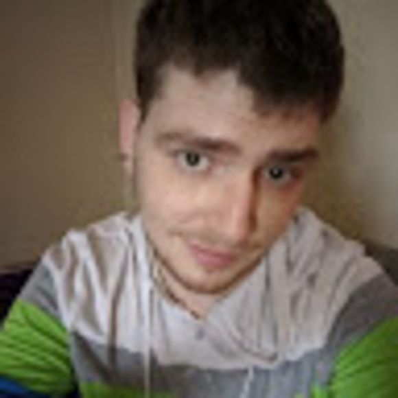 Profile Picture of Steven Fontaine (@steviefon) on Poshmark