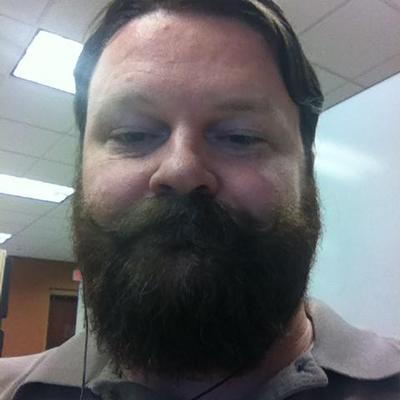 Profile Picture of Paul MacDougall (@macdpaulie) on Twitter