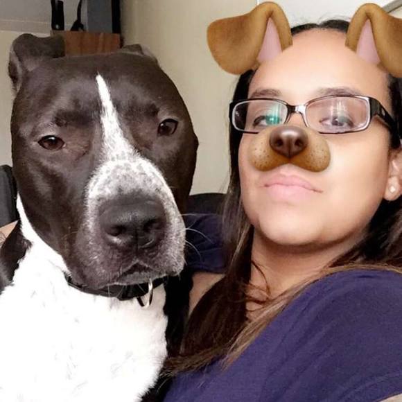 Profile Picture of Justine Malave (@j_boog21) on Poshmark