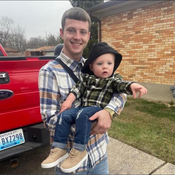 Profile Picture of Bradley Branch jr (@bradleytech502) on Poshmark