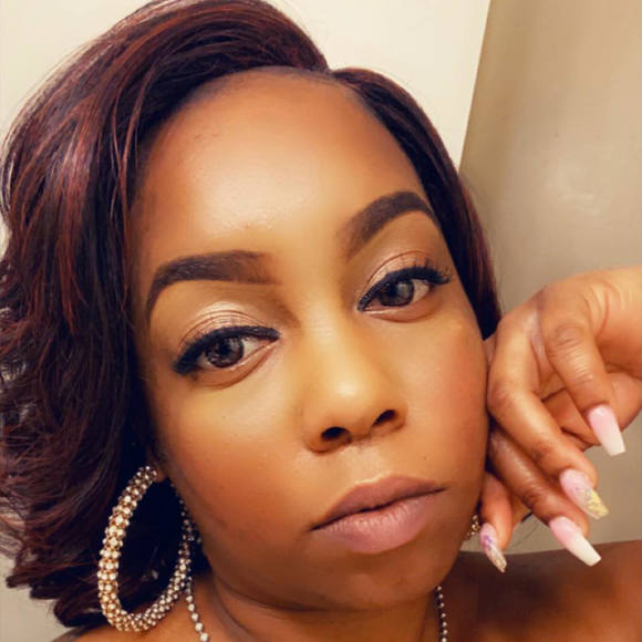 Profile Picture of Kenisha Edwards (@bossmaynedimp) on Poshmark