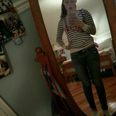 Profile Picture of Hannah Schade (@hannah9801) on Twitter