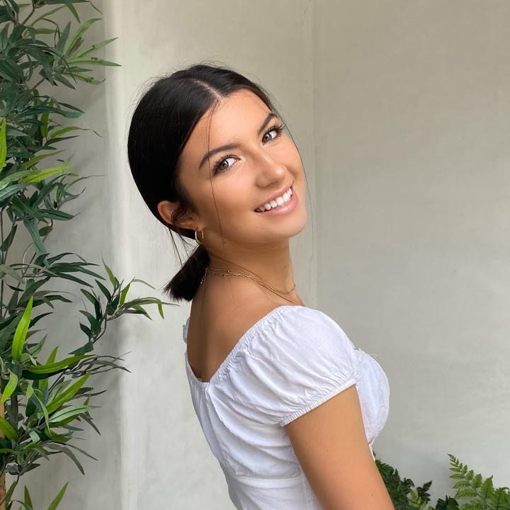 Profile Picture of elliesbean (@elliesbean) on Tiktok