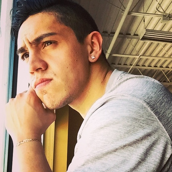 Profile Picture of Jose Rosiles (@jrosiles1) on Poshmark