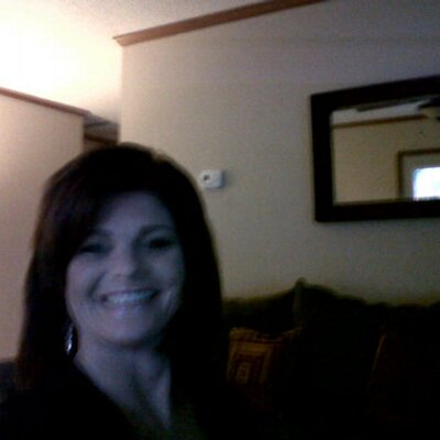 Profile Photo of Jennifer Gullett (@jenniegullett) on Twitter