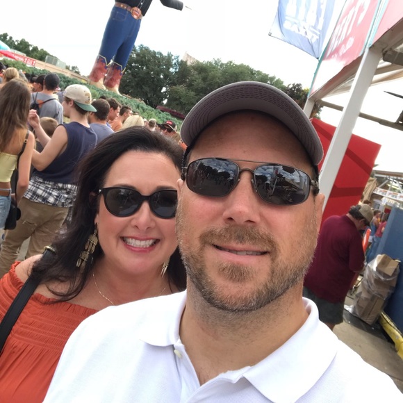 Profile Picture of Bryan Badura (@bryanbad35) on Poshmark