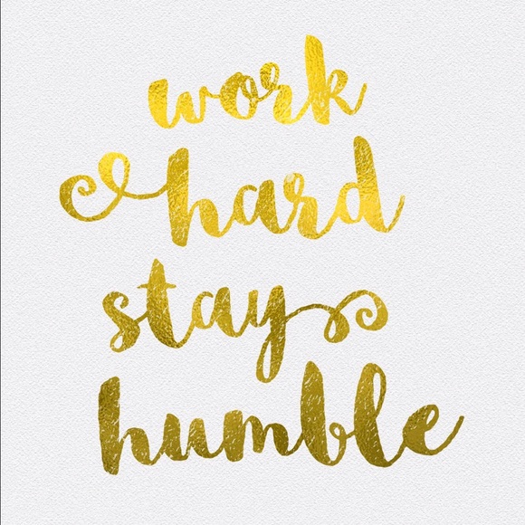 Profile Picture of Caroline Spiro (@carolinespiro) on Poshmark