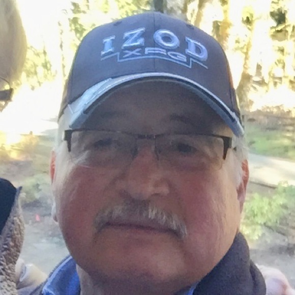 Profile Picture of Louis r martinez Martinez (@mr317abriendo) on Poshmark